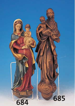 KONVOLUT ZWEI WANDSKULPTUREN, 20. JH., HOLZ GESCHNITZT, MADONNA MIT KIND, 1 X BUNT GEFAßT, H. 45/50 CM