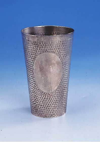 SILBERBECHER, WARSCHAU UM 1900, MEISTER: M. MANKIELEWICZ VARSOVIE, HAMMERSCHLAGVERZ., 875ER SILBER, KARTUSCHE FüR MONOGRAMM FREI, H CA. 14 ...