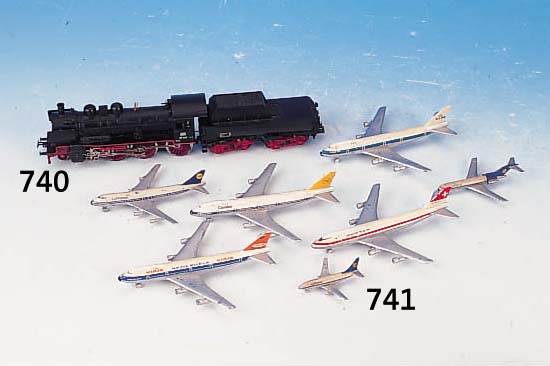 LOKOMOTIVE MIT SCHLEPPTENDER P8, MäRKLIN, NACH1964, SPUR H0, MäRKLIN-HAMO FüR ZWEISCHIE- NEN-GLEICHSTROM, IN ORIGINALKARTON, L. AL- TERSSP., ...