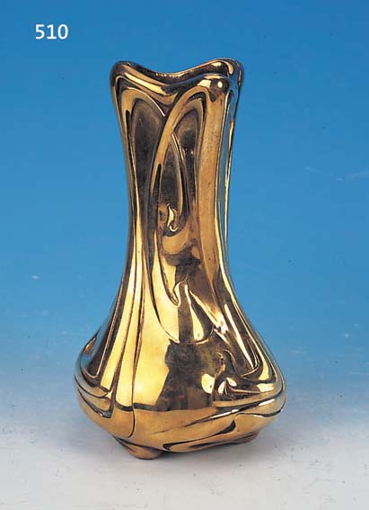 VASE, ENTWURF VAN DE VELDE, UM 1902, MESSINGGUß POLIERT, STILTYP. ENTWURF, VELDE- SIGNET, H. 23 CM, SAMMELWüRDIG, MUSEAL, AM BODEN NUM. ...