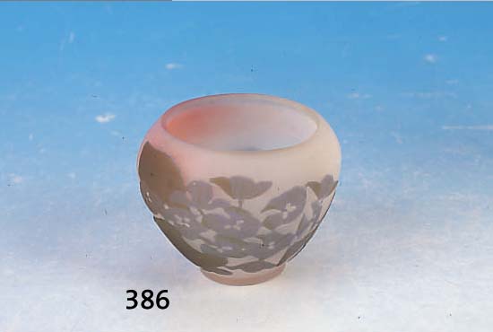 VASE, GALLé, UM 1912-15, FARBLOSES SCHICHT- GLAS, PARTIELL ROSAFARBENER INNENüBERFANG, GRüN UND BLAU üBERFANGEN, GESCHLIFFEN, GE- ...