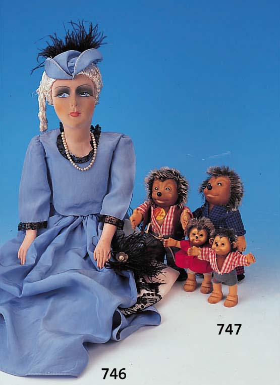 VIER MECKI-FIGUREN, STEIFF, 50ER JAHRE, GUMMI UND FILZ, 1 X MIT ETIKETT, H. 11-18 CM