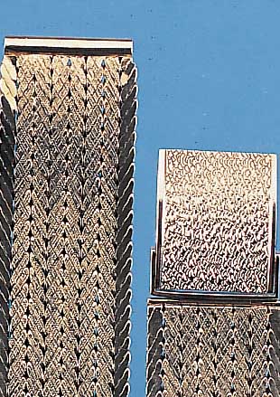 UHRENGOLDBAND, GG 585/000, L. VON STEG ZU STEG 15,5 CM, STEGBR. 18 MM, TOTALGEW. CA. 44 G