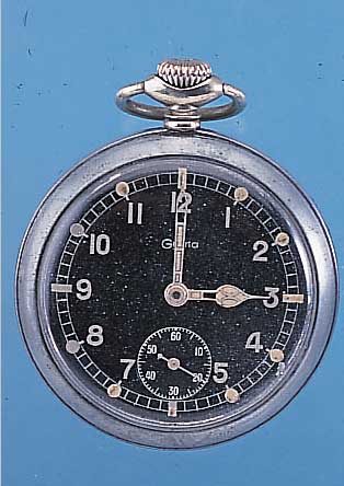 GRANA MILITäRTASCHENUHR, SCHWEIZ FüR DEN DTSCH. MARKT UM 1940, METALL VERSCHR., BEI FERTIGST. WASSERGESCH., KONTRASTZIFFERBL., WOHL FüR ...