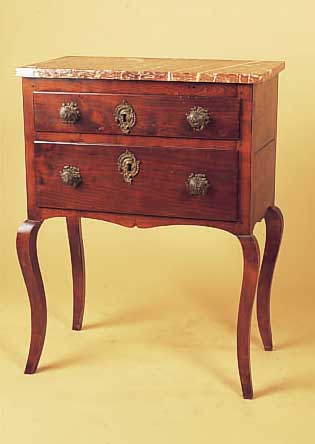 NäHTISCH, FRANKREICH, MITTE 19. JH., EICHE MAHAGONIFARBEN, MIT ZWEI SCHUBLADEN, 1 X INNENEINRICHTUNG, ALTE MARMORPLATTE, ...