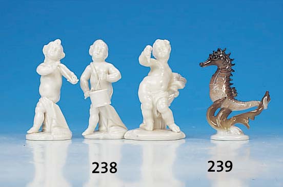Skulptur, Rosenthal, 50er Jahre, Seepferdchen, Unterglasurbemalung, signiert H. Meisel, H. ca. 10 cm