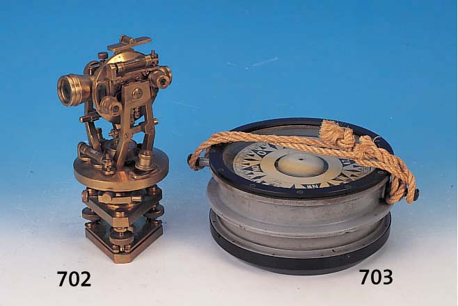 SCHIFFSKOMPASS, ROTTERDAM, 40ER JAHRE, METALLGEHäUSE, KARDANISCH AUFGEHäNGTER KOMPASS, D. CA. 25 CM