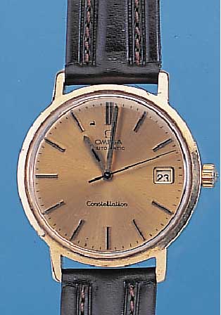 OMEGA HERRENARMBANDUHR, REF.-NR. 1667163, SCHWEIZ UM 1974, GG 750/000, ZWEITGEH., BODEN GESCHR., ZENTRALSEK., DATUM, AUFDRUCK CONSTEL-LATION ...