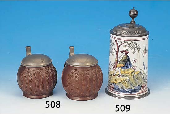 WALZENKRUG, DEUTSCH, 18. JH., FAYENCE, BUNT BEMALT MIT MUSIKANT IN LANDSCHAFT, KRAKELIERT, STANDRING UND DECKEL ZINN, H. CA. 25 ...