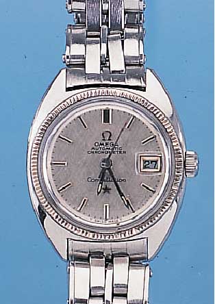 OMEGA DAMENARMBANDUHR CONSTELLATION, REF.- NR. 568,011, SCHWEIZ UM 1972, EDELST., EDELST.-BAND, BODEN GESCHR., CHRONOMETERQUAL., AB HERST. M. ...