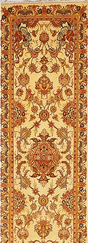 Täbriz fein,Persien ca 266 x 78 cm. Korkwolle mit Seide.ca 500.000 Kn/qm.