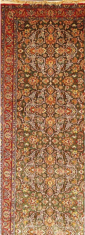 Esfahan fein sign,Persien ca 385 x 89 cm. Korkwolle m.u.auf Seide.ca 900.000 Kn/qm.