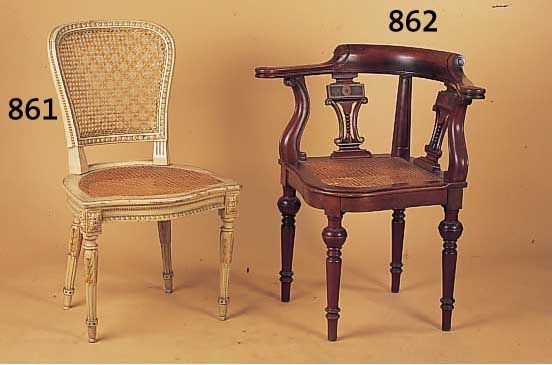 Stuhl, Frankreich, um 1870, Holz geschnitzt und weiß und goldfarben gefaßt, Sitzfläche undLehne geflochten, mit alters- und gebrauchs- bedingten ...