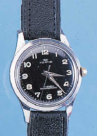 KONVOLUT: 3 HERRENARMBANDUHREN SCHWEIZER PRODUKTION, VON 1949-1954, ALLE HANDAUFZUG, EDELST.-BöDEN GESCHR., 1X BEZ. EIGER, INCABL.,15 ST., ...