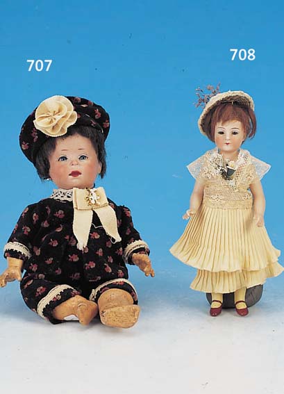 PORZELLANKOPFPUPPE, SWAINE & CO., UM 1910/15, GEMARKT DIP 0, BISQUITPORZELLANKOPF, GESCHL.MUND, BLAUE SCHLAFAUGEN, ALTE ...