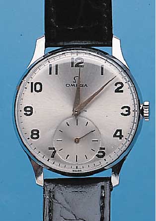 OMEGA HERRENARMBANDUHR, REF.-NR. 2398-1, SCHWEIZ UM 1953, METALL VERCHR., EDELST.-BODENU. GLASR. GEDR., BLATT REST., RUNDANKERW. VER-G., KAL. ...