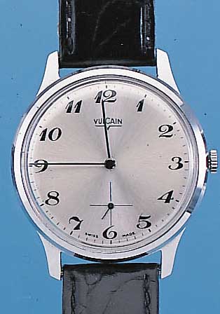 VULCAIN HERRENARMBANDUHR, SCHWEIZ UM 1948, METALL 2. GEH. HARTVERCHR., BODEN U. GLASR. GEDR., BLATT REST., 17 ST., HANDAUFZ. KAL. 393, ...