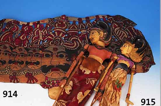 ZWEI SCHATTENSPIELFIGUREN, WOHL BURMA, 20. JH., HOLZ UND STOFF, BEMALT, H. CA. 60-63 CM