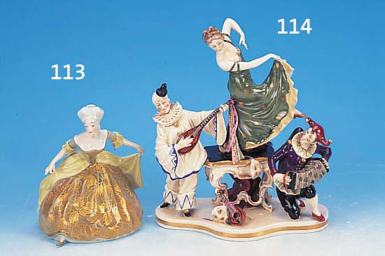 PORZELLANFIGUR, ROSENTHAL, 50ER JAHRE, DAME IM GRüNEM KLEID, H. CA. 17 CM,