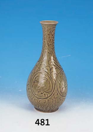 VASE, CHINA, SPäTE SONG-DYNASTIE, UM 1250 1300, GRAUER KERAMIKSCHERBEN, SOG. PROTO- PORZELLAN, GERITZTER DEKOR, GRüNE SELADON-GLA-SUR, HöHE ...