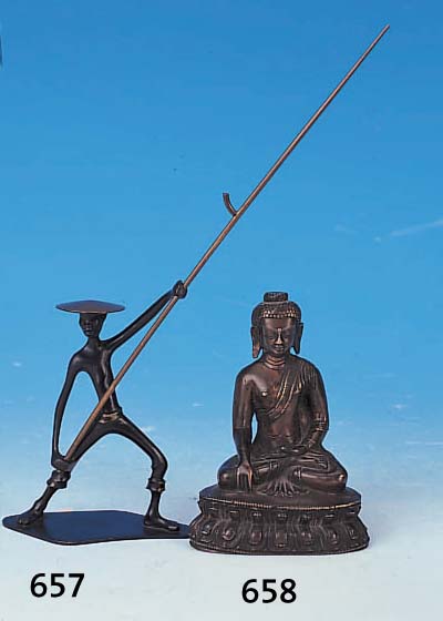 BUDDHA-SKULPTUR, TIBET, UM 1800, BRONZE, FEIN üBERARBEITET, OFFENER SOCKEL, KOPF- FLAMME FEHLT, H. CA. 12 CM