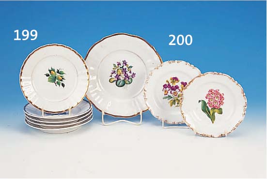 ZWEI TELLER, PIRKENHAMMER, 19. JH., PORZELLAN, BLUMENMALEREI, GOLDRAND BERIEBEN, D. 18 CM, MARKE CF