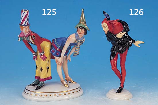 PORZELLANFIGUR, HUTSCHENREUTHER, BEMALT, ENTWURF TUTTER, H. 19 CM