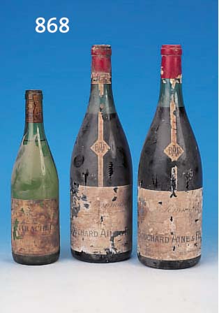 2 Flaschen Rotwein, Pommard, Bouchard Aine & Fils, Etikett l. angerissen, Jahrgang nicht erkennbar, vermutlich 70er Jahre, Schwund