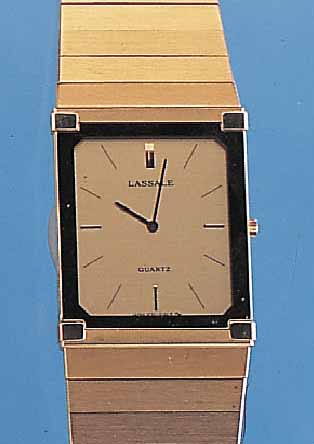 LASSALE HERRENARMBANDUHR QUARTZ, REF.-NR. 580230, JAPAN UM 1984, METALL HARTVERG., EDEL-ST.-BODEN 4-FACH VERSCHR., SAPHIRFLACHGL., EDELST.-BAND ...