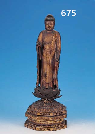 BUDDHASKULPTUR AUF LOTUSBLüTE, JAPAN, UM 1800, HOLZ GESCHNITZT, SOCKEL UM 1870, BEMALT, FINGER ABGEBROCHEN, EINIGE BLüTENBLäTTER FEHLEN, ...