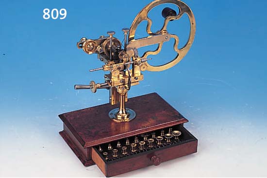 FREß-UND WäLZMASCHINE   MESSING/STAHL, SYSTEM:" VIRGILE ", (LIT. ...