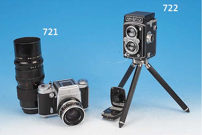 6X6 KAMERA PENTACON SIX TL NO. 150436 MIT OBJEKTIV BIOMETAR 80MM 1:2,8 UND MEYER-GöRLITZTELEMEGOR 300MM 1:4.5; BEIDE TEILE IN LEDER- ...