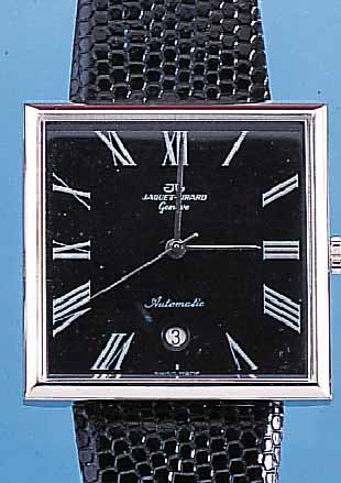 JAQUET GIRARD ARMBANDUHR AUTOMATIK, REF.-NR.48130, SCHWEIZ UM 1973, METALL HARTVERCHR., EDELST.-BODEN, GLASR. GEDR., GR. CARREE-FORM CA. 35 X 35 ...