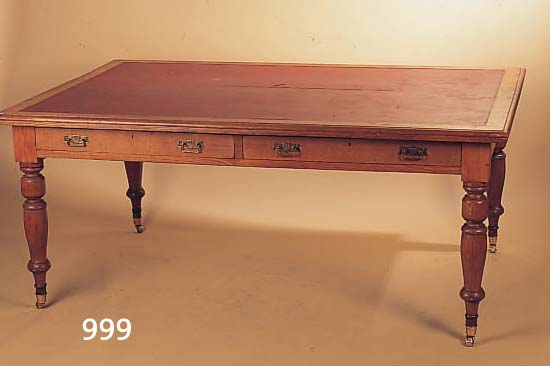 PARTNERDESK, ENGLAND, UM 1900, EICHE MASSIV, BEIDE SEITEN MIT SCHUBLADE, LEICHTE ALTERSSPUREN, 78 X 184 X 120 CM