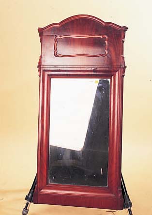 SPIEGEL, DEUTSCH, UM 1860/70, MAHAGONIFURNIER SPIEGELFOLIE Z.T. KORRODIERT, KRONE FEHLT, 100 X 52 CM