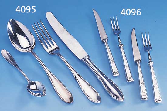 BESTECK FüR 12 PERSONEN, DEUTSCH 30ER JAHRE, 90ER SILBERAUFLAGE, BEZ. MILLHOF, BEST. AUS: 12 MESSER, 12 GABELN, 12 LöFFEL, 12 ...