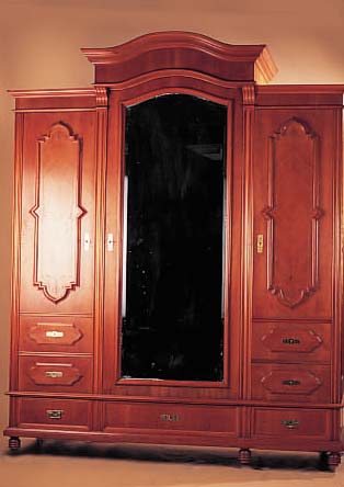 KLEIDERSCHRANK, DEUTSCH, UM 1900, WOHL ERLENFURNIER AUF EICHEKORPUS, MIT INNENEINRICHTUNG, OHNE STANGE, ALTERS- UND ...