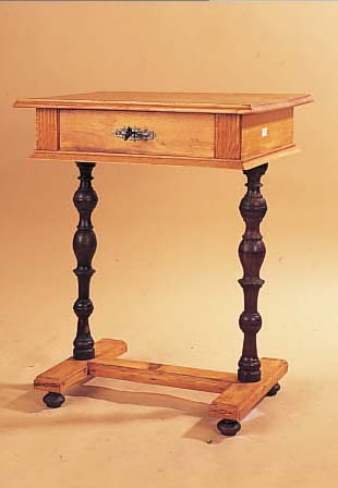 NäHTISCH, DEUTSCH, UM 1890, WEICHHOLZ UND EICHE, GEDRECHSELTE BEINE, ALTERSSCHäDEN, 82 X 63 X 44 CM
