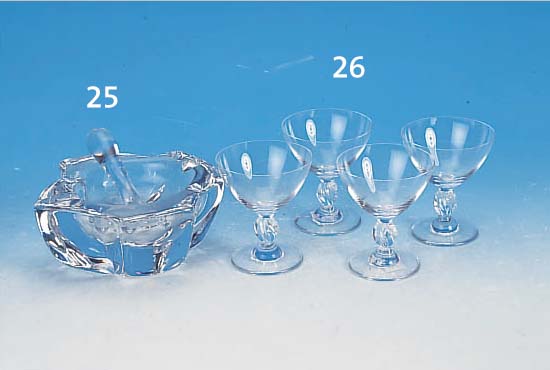 8 LIKöRGLäSER, LALIQUE, 2. HäLFTE 20. JH., FARBLOSES PREßGLAS,, H. 9 CM