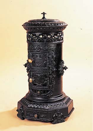 SOG. KANONENOFEN, FRANKREICH, UM 1880/90, GUßEISEN, H. 85 CM, BEHEIZBARKEIT NICHT GE- PRüFT