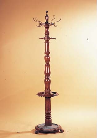 GARDEROBE, GRüNDERZEIT, UM 1880/90, BUCHE NUßBAUMFARBEN, H. 195 CM