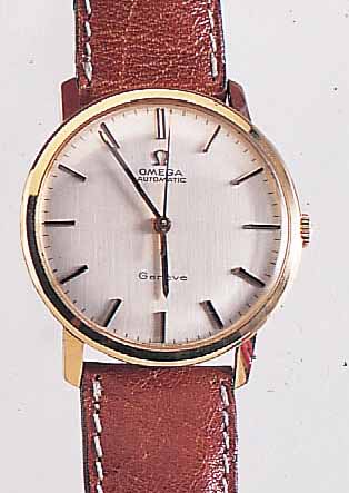 OMEGA HERRENARMBANDUHR GENEVE, REF.-NR. 161-033, SCHWEIZ UM 1964, GG 750/000, BODEN U. GLASR. GEDR., VERS. BLATT, AUFGEL. GG-STD.- ZEICHEN, AUF ...