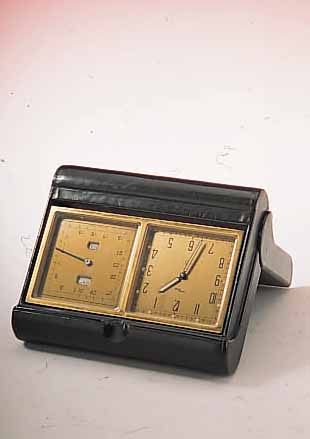 IMHOF SELTENE REISEUHR, IM LEDERETUI, 8- TAGEWERK U. AUTOM. VOLLKALENDERANZ. AUßER MONDPHASE, 15 ST. SCHWEIZER ANKERW. KAL. 377, WOHL 50ER ...