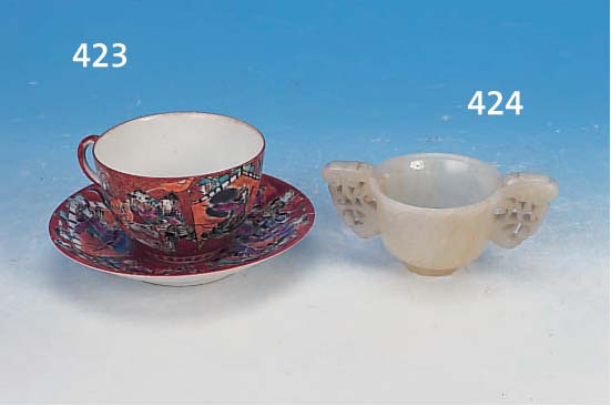 TEETASSE MIT UNTERTASSE, JAPAN, FUKAGAWA, UM 1890-1900, DüNNWANDIGES PORZELLAN, REICH BUNT BEMALT, SAMURAI-SZENEN, H. CA. 5 CM