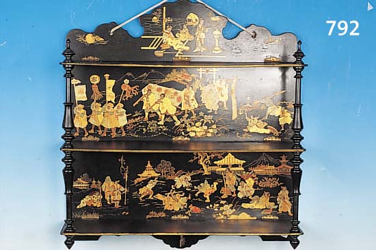 WANDREGAL, JAPAN, UM 1900-10, HOLZ SCHWARZ LACKIERT, REICH BEMALT IM GOLDBROKATSTIL, CA. 60 X 60 X 16 CM, LEICHTE ALTERSSPUREN