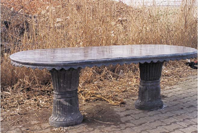 GROßER MAMORTISCH, VERM. 30ER JAHRE, GRAUER MARMOR HELL GEäDERT, 78 X 98 X 226 CM, ZWEI VERZIERTE SäULENFüßE, STIL. ...
