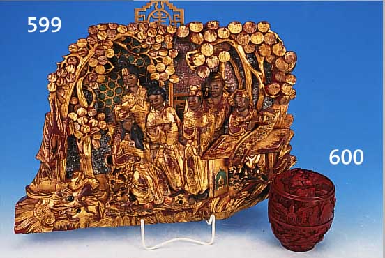 RELIEF, CHINA, UM 1910-20, GOLZ GESCHNITZT, ROT LACKIERT UND TEILVERGOLDET, FASSUNG Z.T. ERNEUERT, CA. 31 X 46 CM