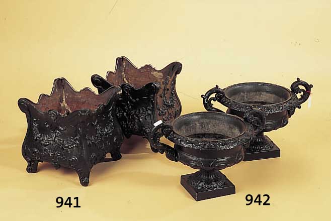 PAAR FUßSCHALEN, FRANKREICH, UM 1900, EISEN 30 X 47 CM, ALTERSSCHäDEN