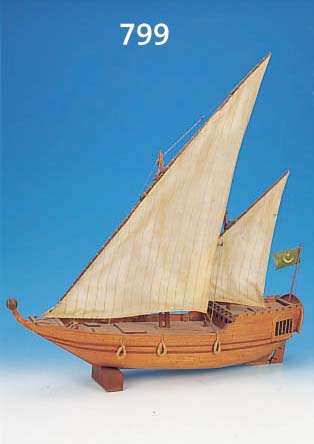 MODELLSCHIFF, ARAB. DAU, 20. JH., HOLZ UND LEINEN, 75 X 72 X 17 CM, ALTERSSCH.