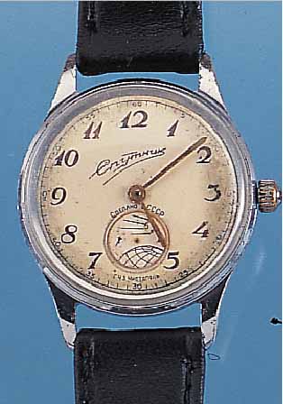 SPUTNIK HERRENARMBANDUHR, SOWJETUNION UM 1959, METALL HART VERCHR., EDELST.-BODEN M. BAJONETTEVERSCHL., WASSERGESCH., VERS. ORIG.- BLATT, ...